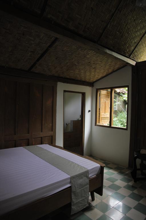 Rumah Senjakala バントル エクステリア 写真